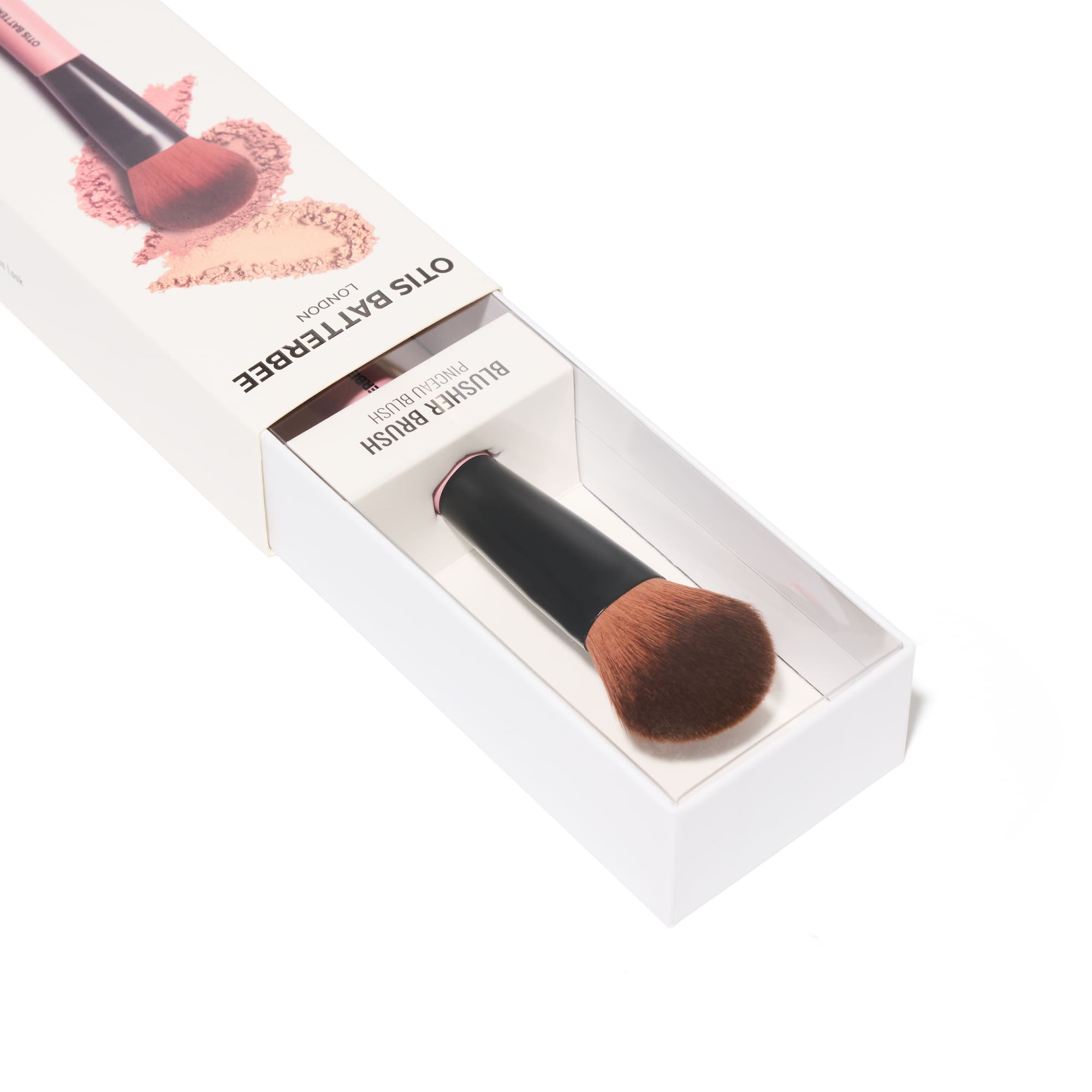 Soft bristles on the Otis Batterbee blusher makeup brush.
