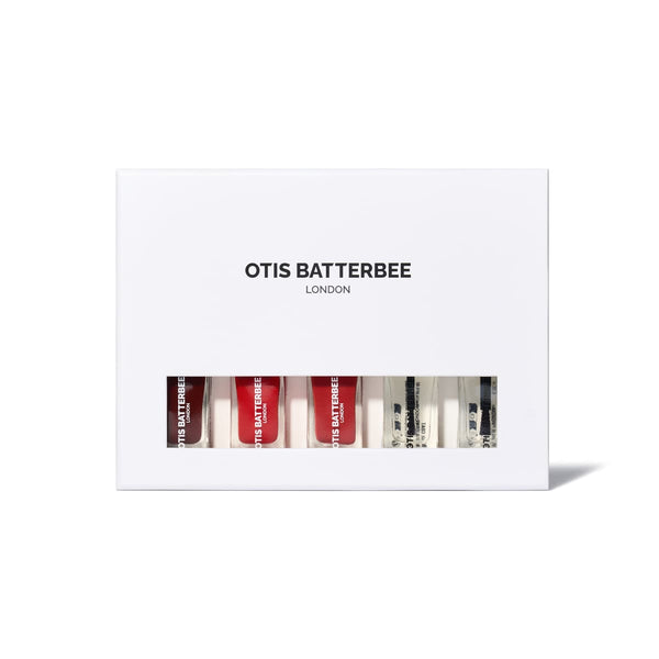 Say hello to the Otis Batterbee Red nail polish gift set. Our Nail Bar In A Box set houses three red nail varnishes, a base coat, a top coat and our crystal nail file.