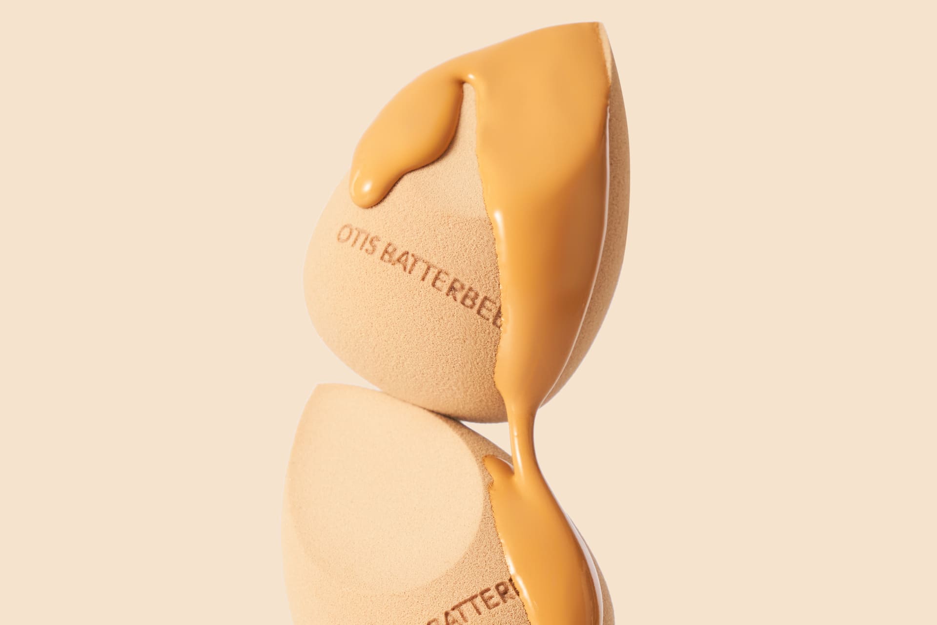 Best Makeup Blending Sponge by Otis Batterbee