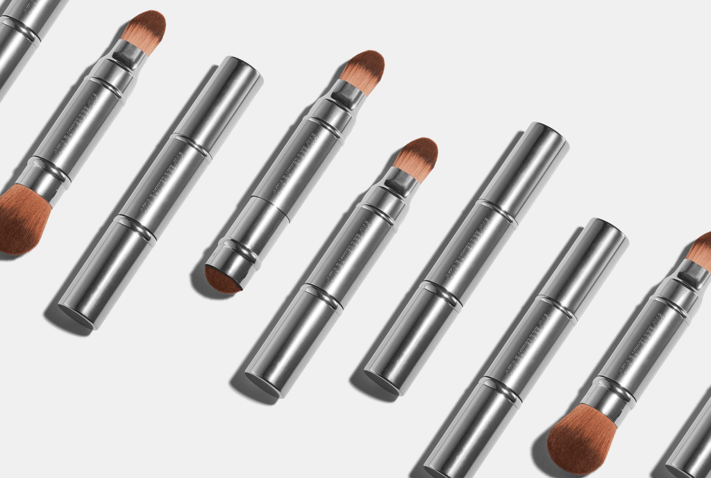 MAKEUP BRUSHES THAT FIT IN YOUR HANDBAG